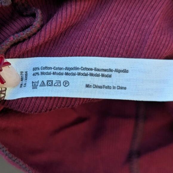 Intimately Free People Red Base Layer Thumb Holes S Natural Fiber Crew Neck Long - Picture 6 of 6